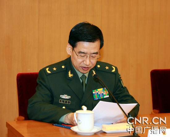 國防科學技術大學校長張育林代表進行大會發言,就提高國防科技自主創新能力提出5點建議。中廣軍事記者陶宏祥攝影