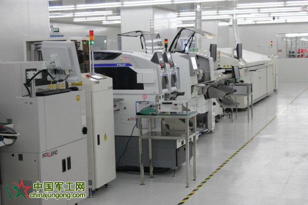 元存寬溫級(jí)固態(tài)硬盤設(shè)備