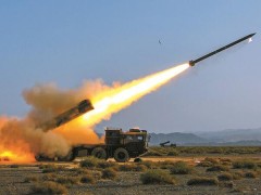 陸軍第78集團軍某炮兵旅遠程火箭炮營開展實戰(zhàn)化演練