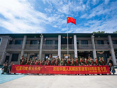 福建建陽：81歲老兵慶八一 三代軍旅傳承紅色基因